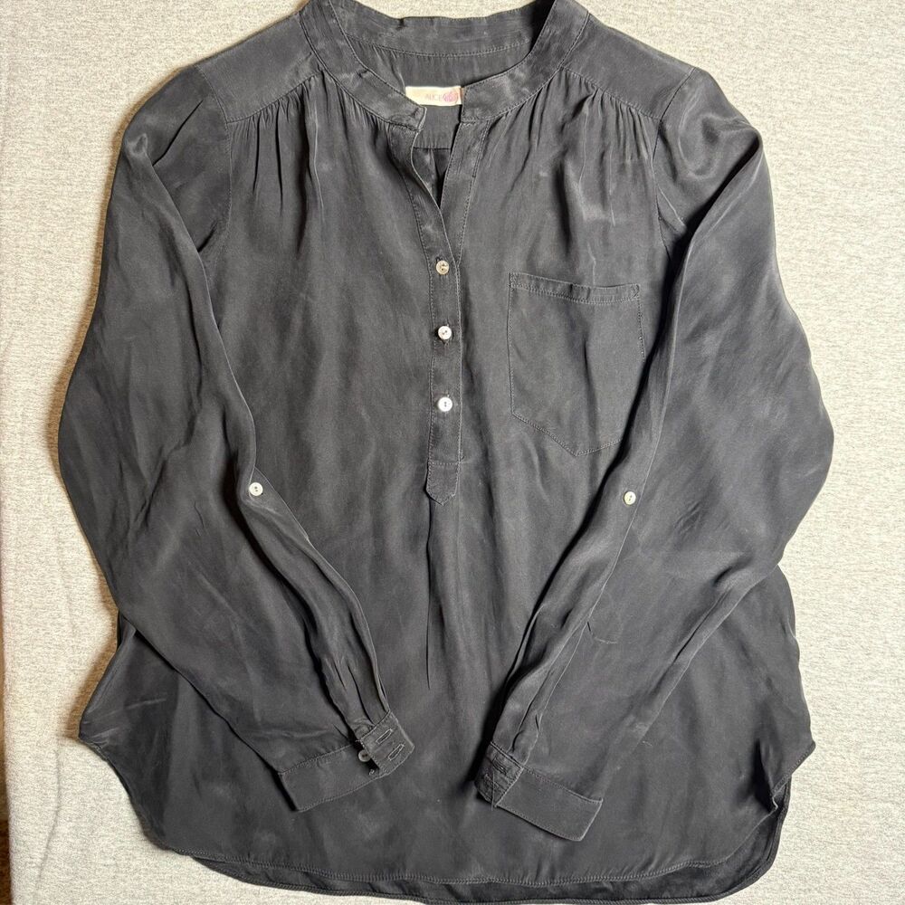 Alice & Trixie Black Button up Silk Blouse Black Size Medium